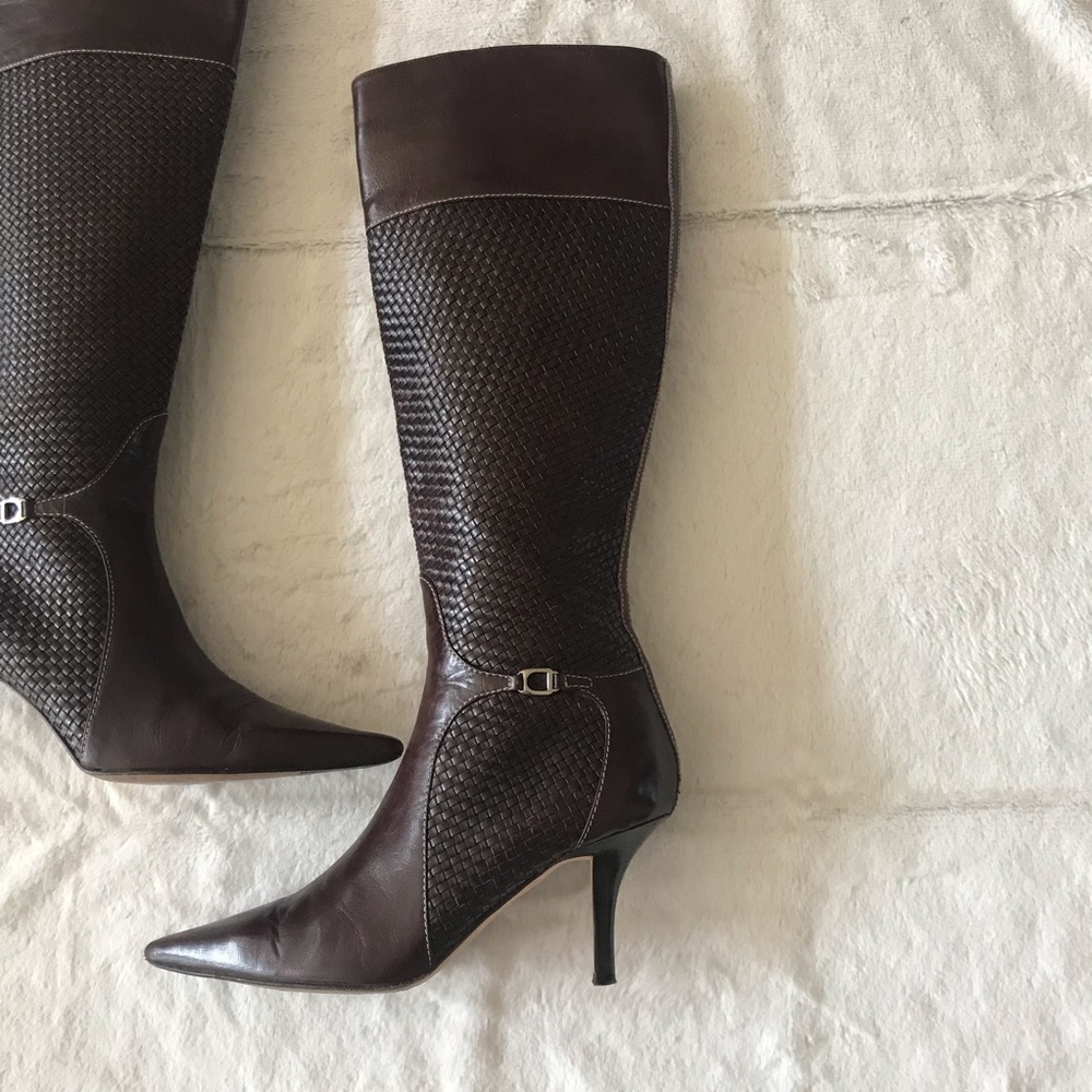 BEAUTIFUL! Cole Haan Leather Boots - Picture 5 of 10